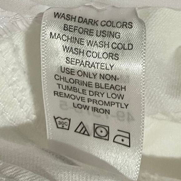 Denim 24/7 Womens White Crop Flare‎ Jeans Plus Size 12W - Picture 4 of 8